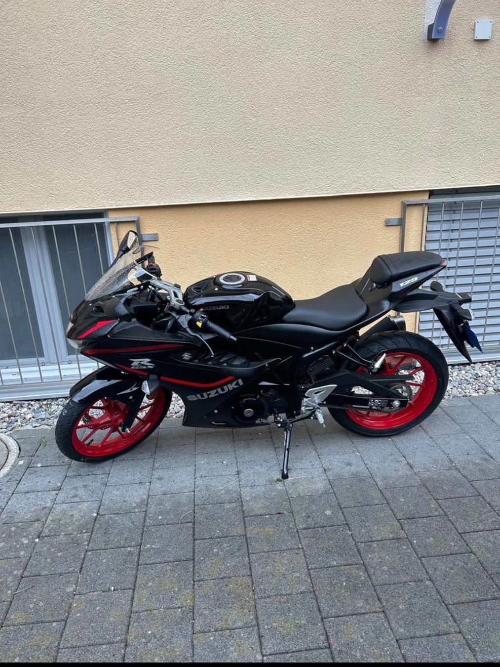 Suzuki Altro: Motorrad – Usato da Mels venduto da shp_gfc6 1