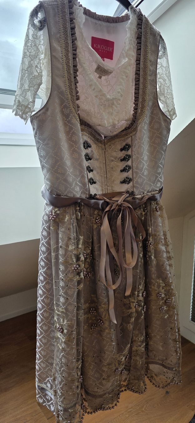 Krüger Kleider: Dirndl Krüger Original – Gebraucht aus Opfikon von dan_7nqw