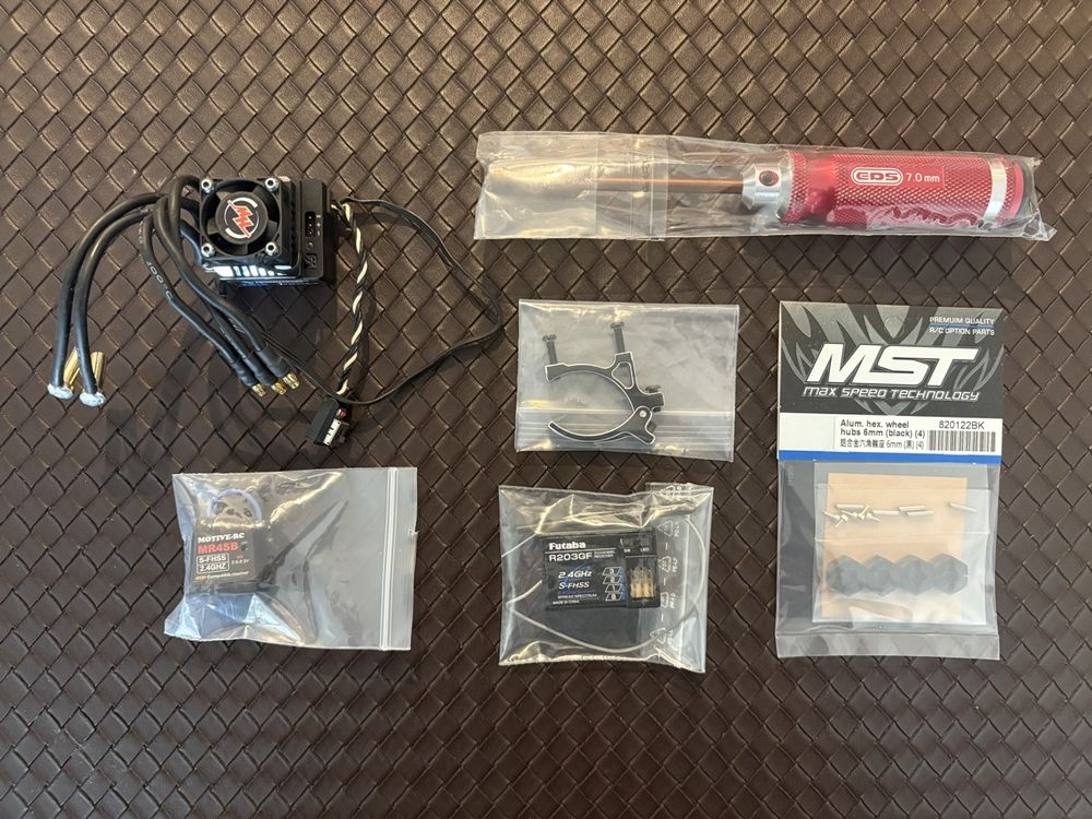 TAMIYA 69943 Coltello Per Modellismo Con 25 Lame Blu - Strumento Di Precisione Per Hobby E Diorami