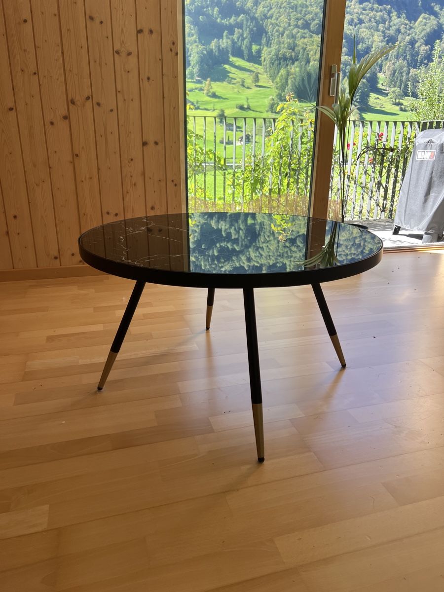 Tische: Couchtisch schwarz Marmoroptik rund – Gebraucht aus Ried (Muotathal) von CorinneGym 1