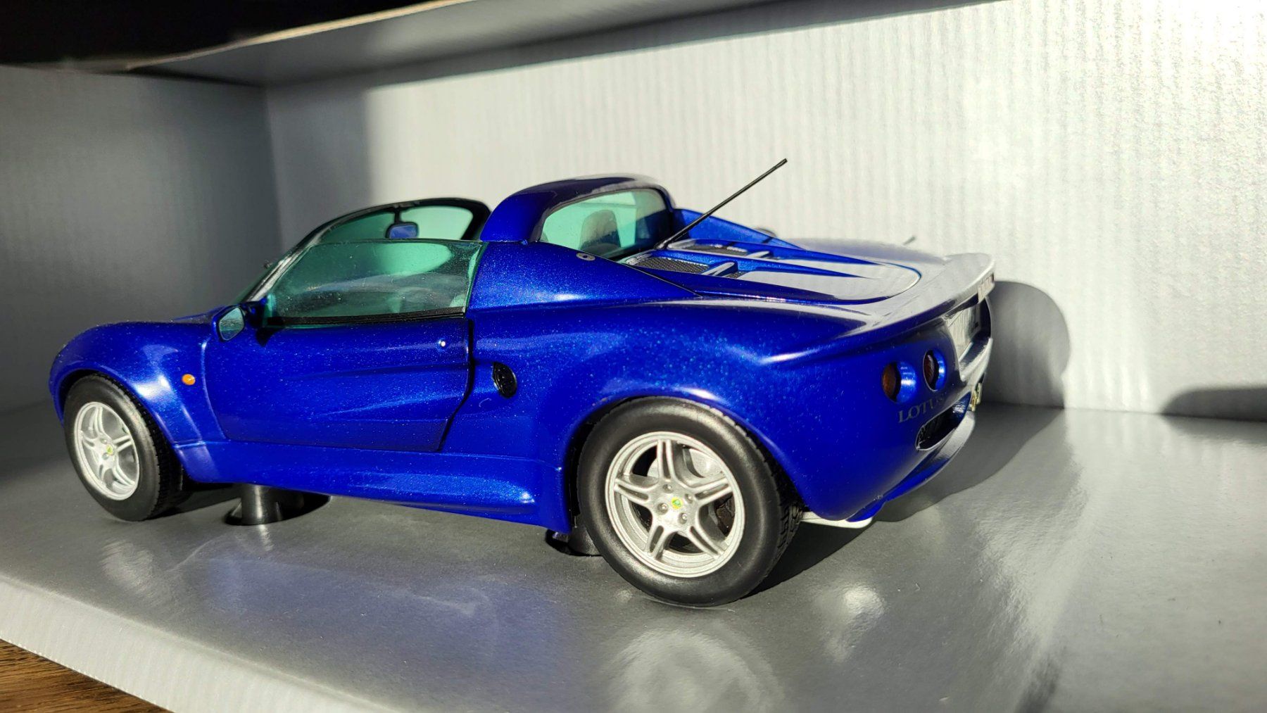 Sun Star Modellini d'auto: Lotus Elise 1:18 Sunstar – Usato da Rothrist venduto da Juana5 2
