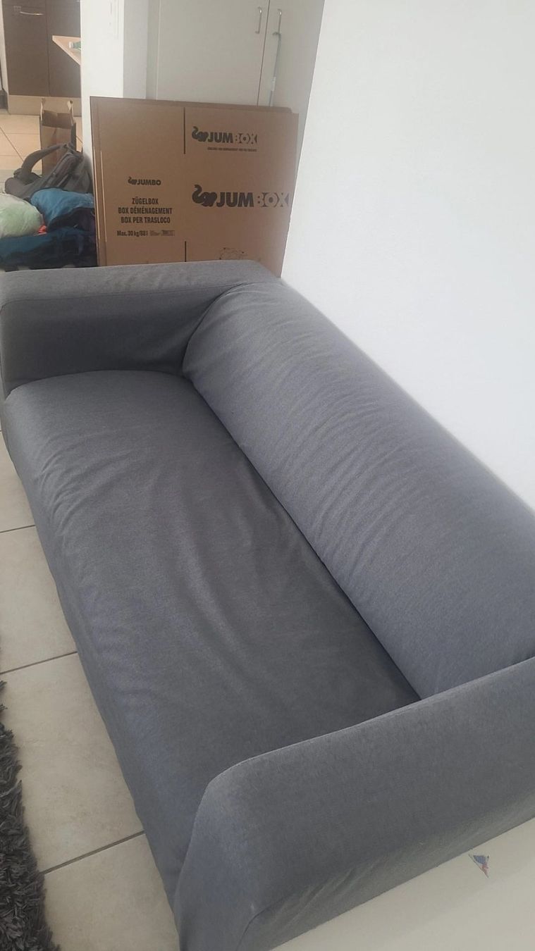 Sofas: canapé – D'occasion à Fribourg par chi_c2by