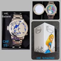 Alice im Wunderland Uhr