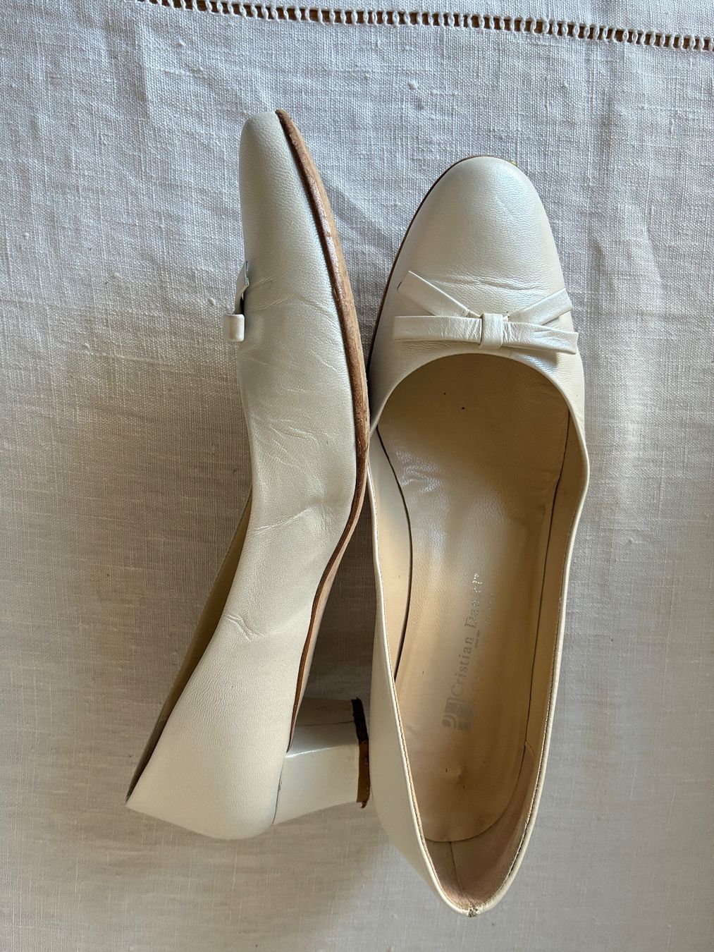 Scarpe da donna: Weisse Pumps (41) – Usato da Herzogenbuchsee venduto da filoferro 3