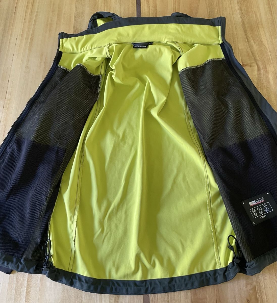 CMP Giacche: Rain&Wind Jacket – Nuovo (secondo la descrizione) da Zürich venduto da alex_cuch 3
