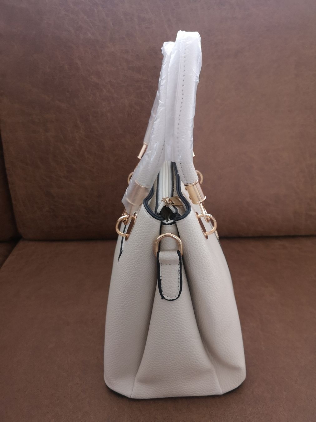 Borse da donna: Handtasche beige Neu 27x14x19cm – Nuovo e nell'imballaggio originale da Dietikon venduto da pokerface5 5