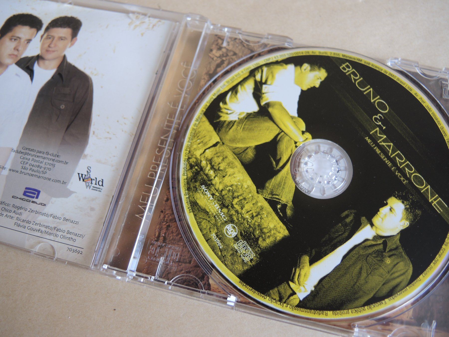 CD: Bruno & Marrone - Meu Presente E Você CD – Usato da Rorschach venduto da maeck8 1