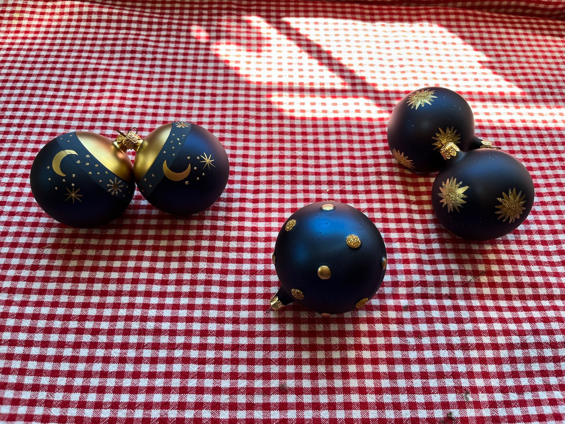 Alle Dekorationen: Christbaumkugeln dunkelblau – Gebraucht aus Wetzikon von RonherR01