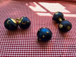 Christbaumkugeln dunkelblau