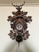 Kuckucksuhr mit Hirschgeweih Jagdtrophäen, Holz