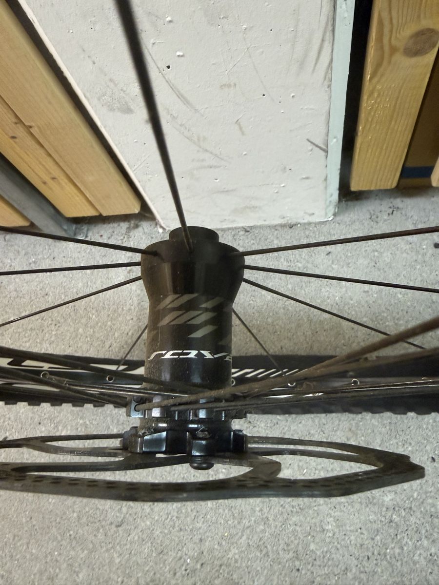 Mavic Pièces détachées: MTB Wheelset 26 Roval + Mavic  – D'occasion à Giswil par urr_7c5j 3