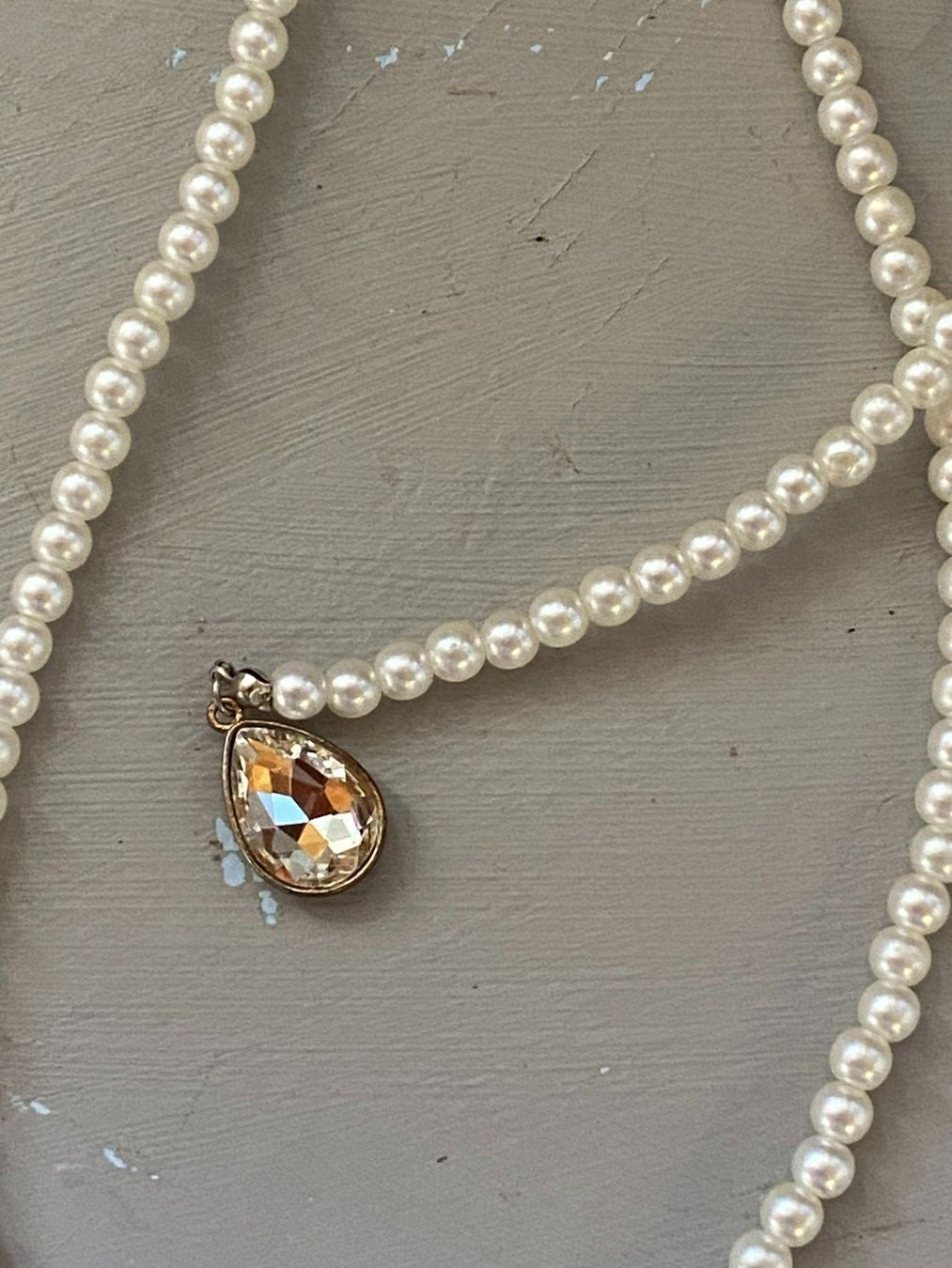 Catenine: VINTAGE PERLENKETTE -WEISS – Nuovo (secondo la descrizione) da Meienried venduto da ManuelaBoutique 3
