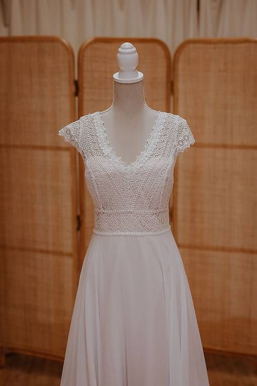 Vestiti: Hochzeitskleid – Usato da Dallenwil venduto da Foxkarin 4