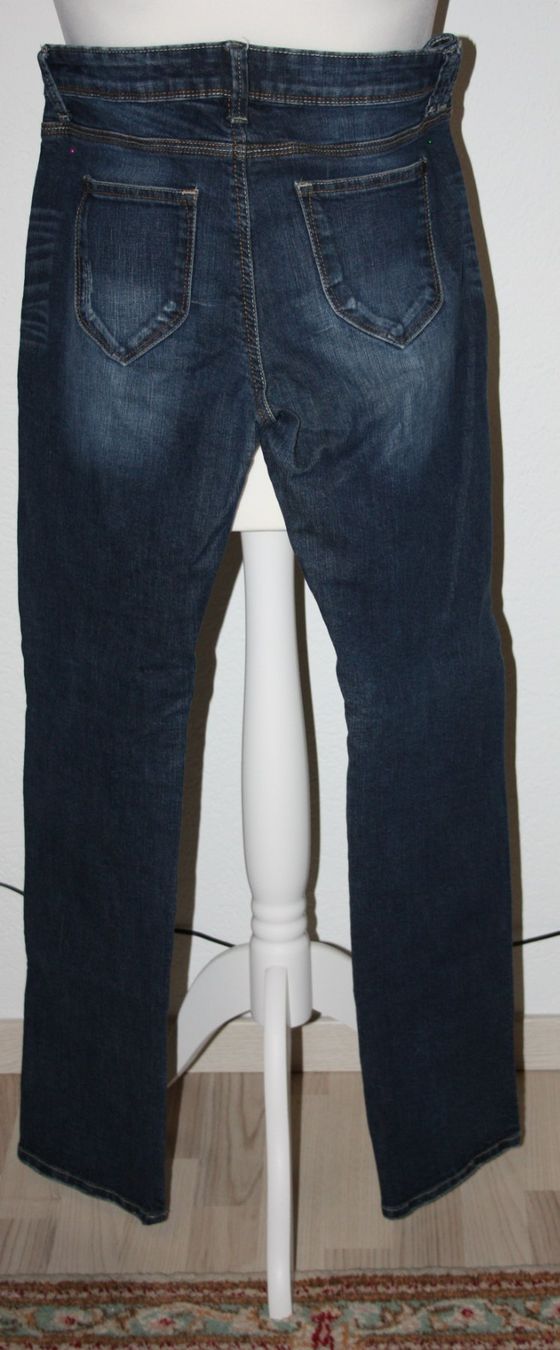 Jeans: Hose Jeans SKINNY Gr. 40 – Gebraucht aus Flüelen von Diversicum-Textil 1