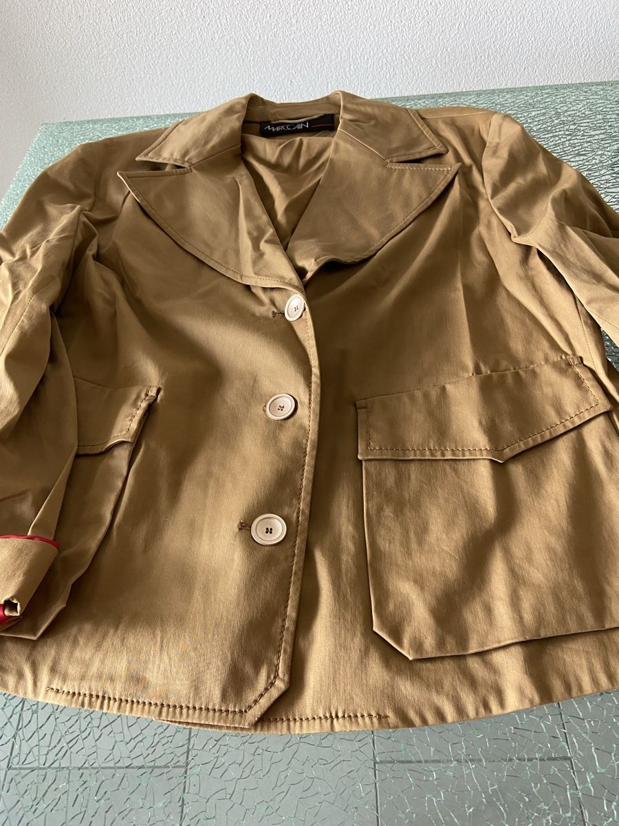 Marc Cain Giacche: Neue MARCCAIN beige Jacke Gr. 5 – Nuovo (secondo la descrizione) da Oftringen venduto da andrax 2