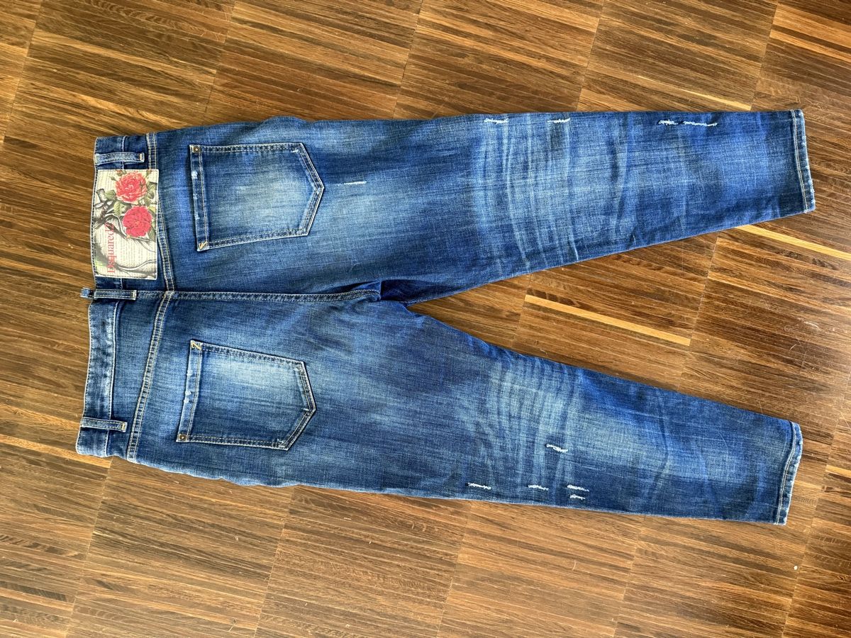 Dsquared2 Jeans: Dsqared2 Jeans  – Usato da Bülach venduto da ale_2zhc 1
