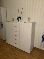 Kommode weiss mit zwei Türen und sechs Schubladen