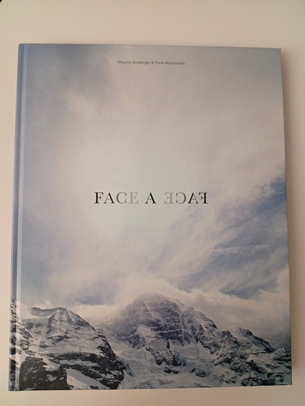 Bücher: FACE A FACE LES ÉDITIONS NOIR sur BLANC – Gebraucht aus Villars-sur-Glâne von dadj01