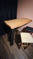 Selbstgebaute Bar aus Massivholz inkl. 3 Barhockern