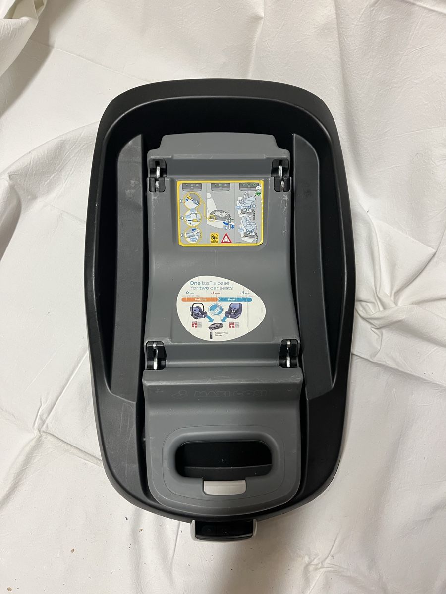 Maxi-Cosi Seggiolini per auto: Maxi Cosi Komplett-Set – Usato da Ostermundigen venduto da ser_cg8z 3