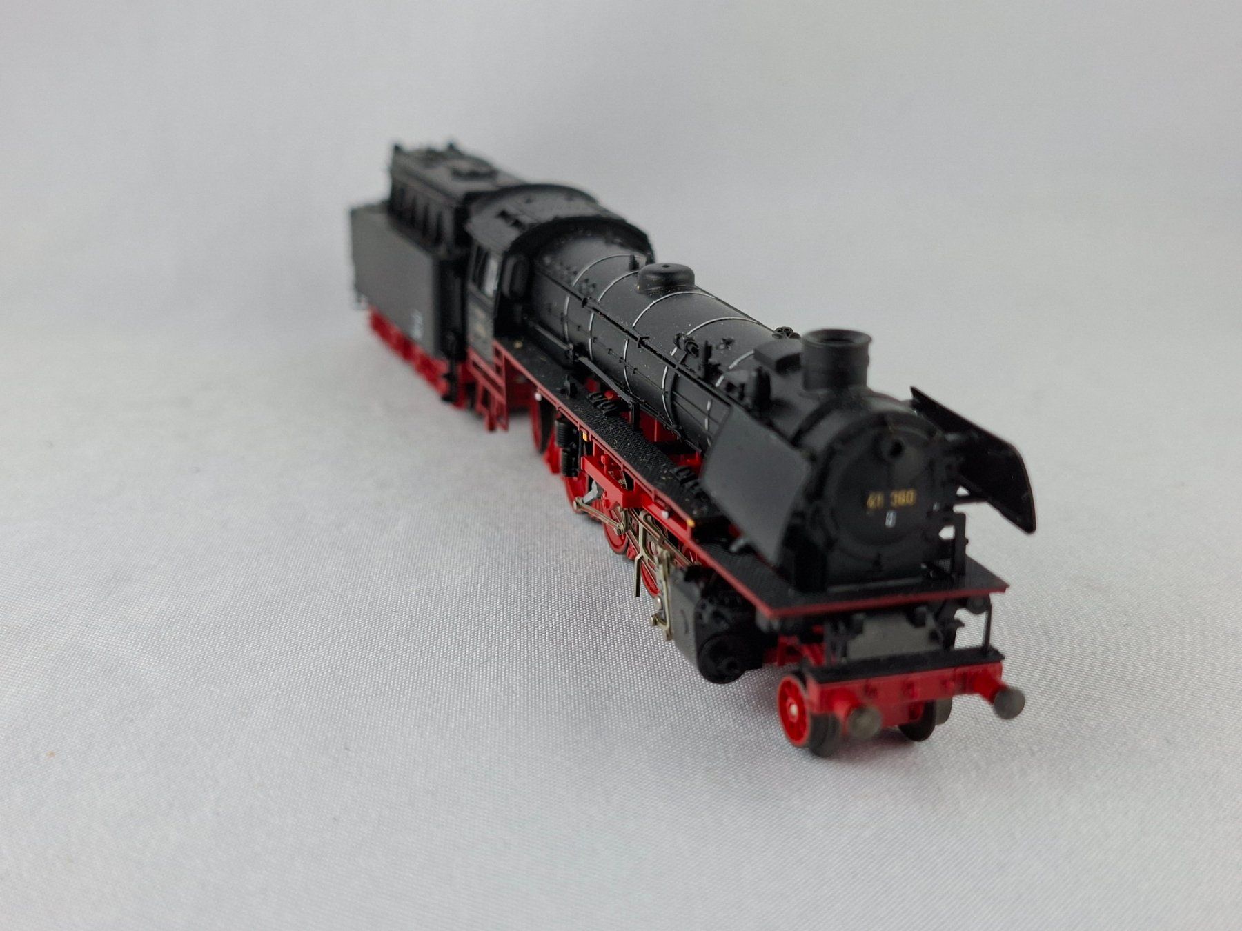 Modellini di ferrovie: Minitrix 12838 DB Dampflok mit Witteblechen BR 41 (DHL) – Usato da Birr venduto da waruco 1