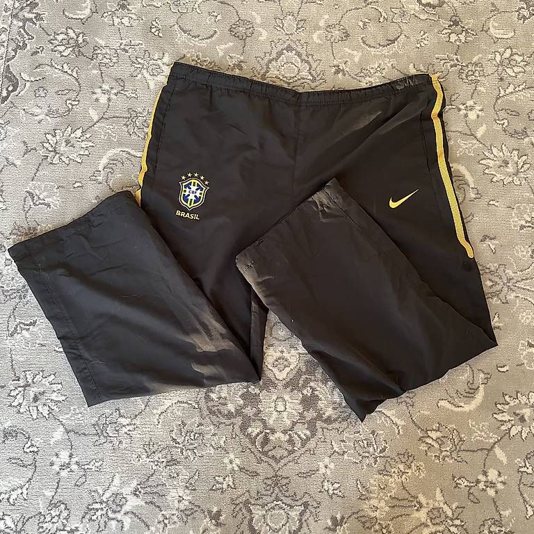 Pantaloni: Brasilien Hose – Usato da Hettiswil venduto da mat_8jyn
