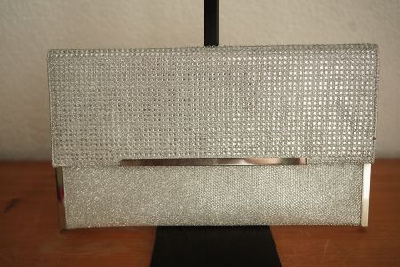 Elegante Clutch / Abendtasche mit Strassbesatz – Silber