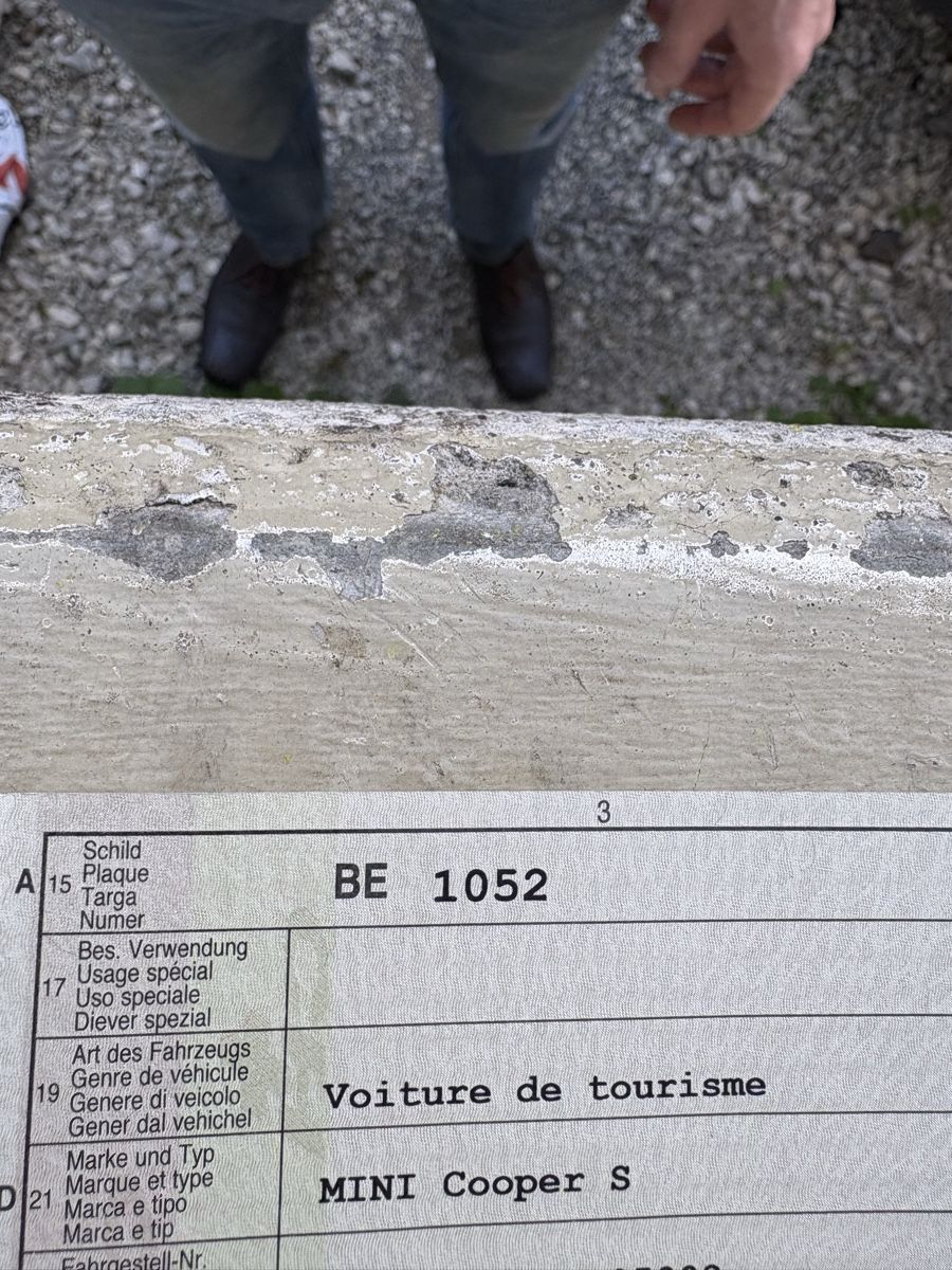Insegne: BE 1052 kontrollschild – Usato da Moutier venduto da Saxoseizesoupapes 2