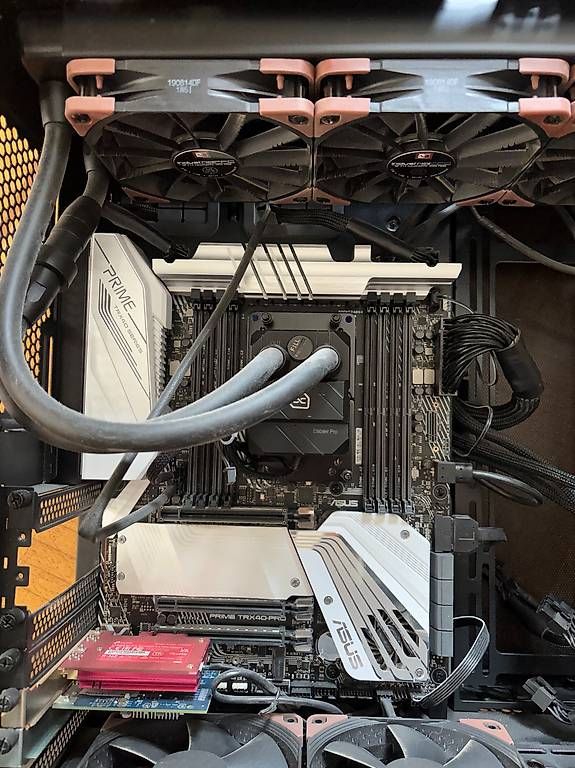 PCs: Computer, jedoch ohne RAM und ohne GPU – D'occasion à Burgdorf par Lisamws 4