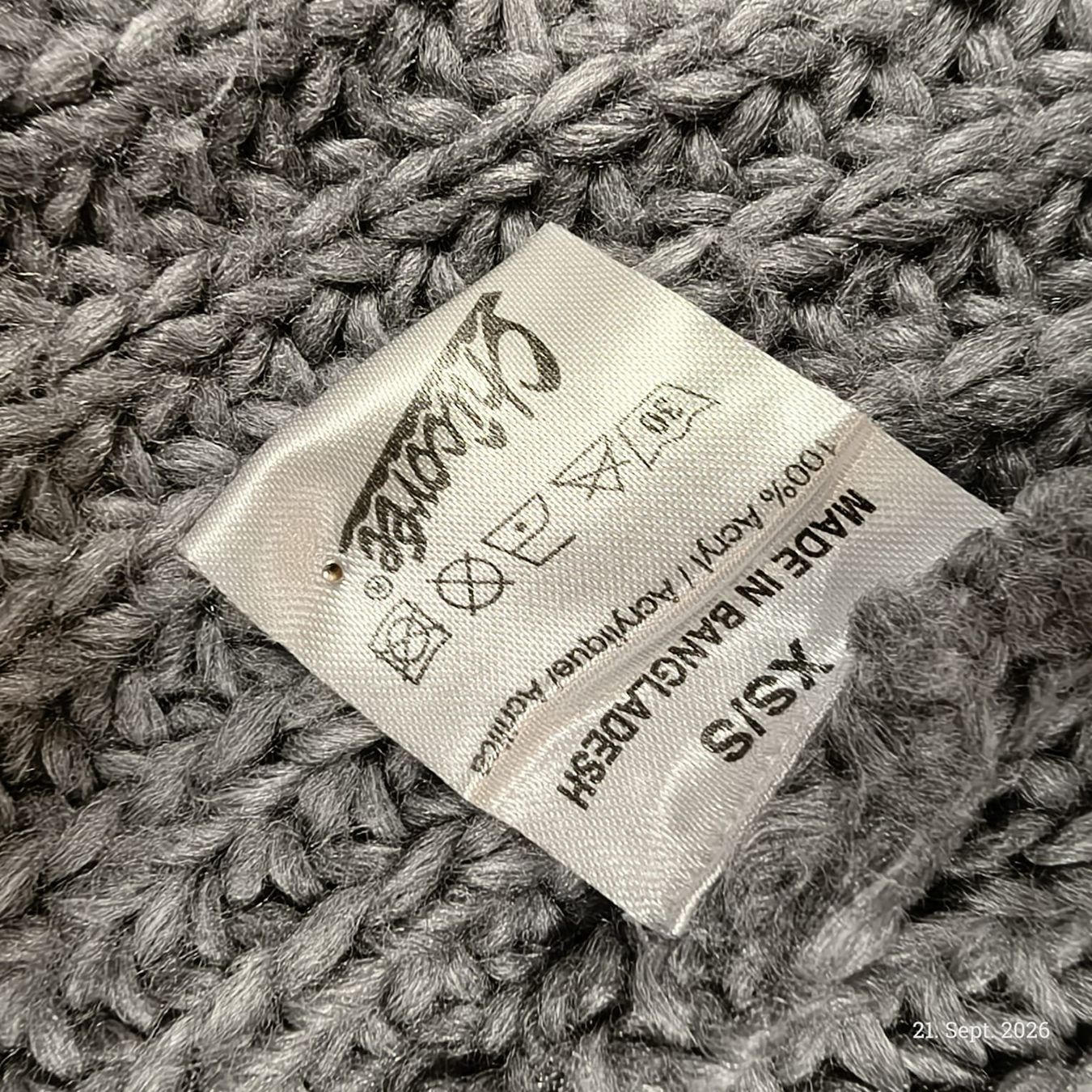 Giacche: Strickjacke Chicoree grau Grösse XS/S – Usato da Emmetten venduto da SecondhandSiska 2