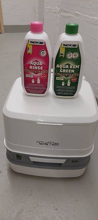 WC: Porta Potti – Neuf avec emballage d'origine à Rheinfelden par kartoffel64 1