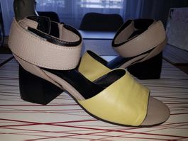 YUKO IMANISHI Sandales en cuir / Leder Sandalen pt / Nr 36