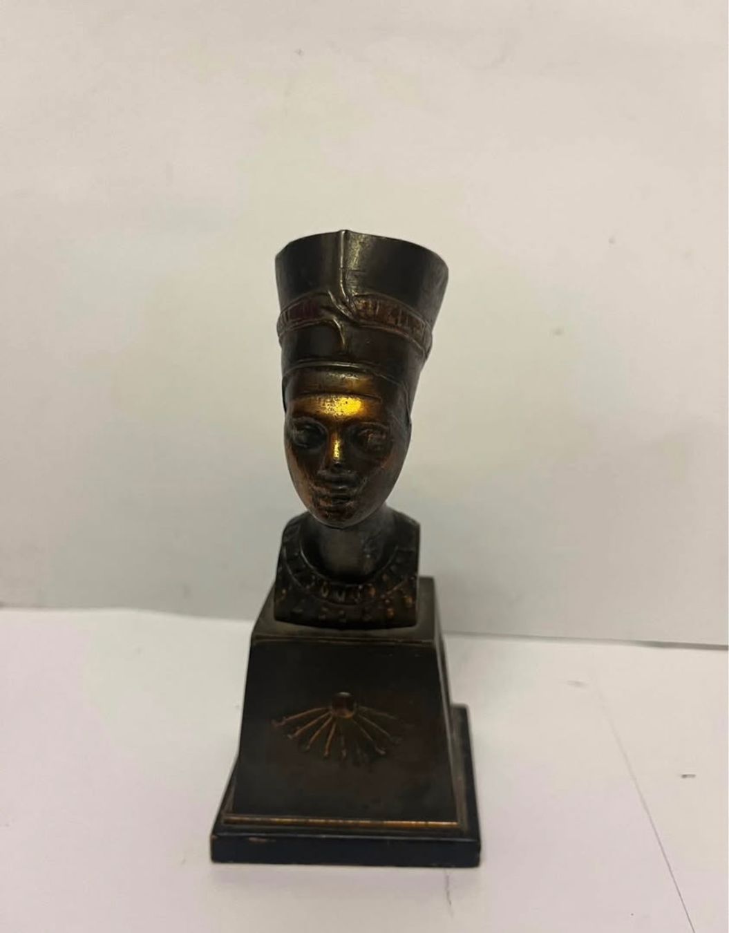 Statuette: Statuette égyptiennes – Usato da lausanne venduto da esploras