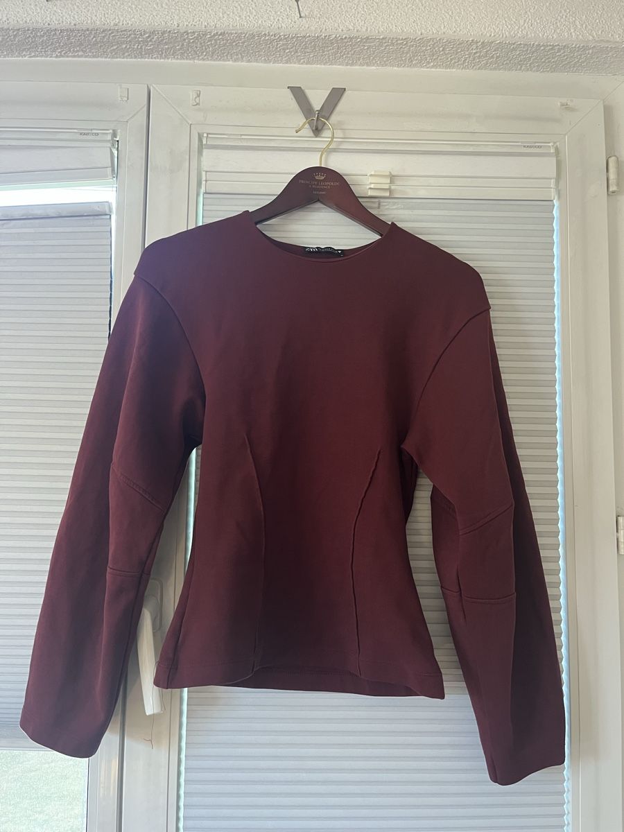 Zara Maglioni & Felpe: Pullover Zara bordeauxr Grösse S  – Usato da Stadel venduto da Comporta