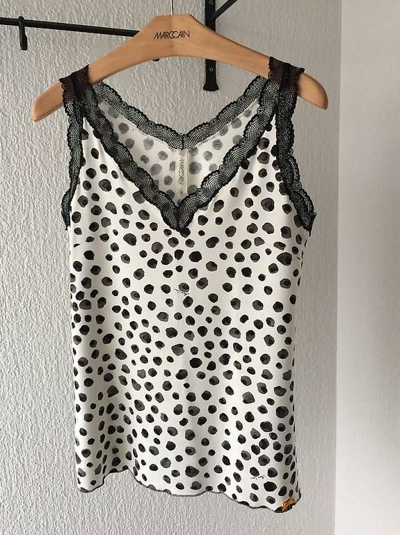 Top: Marc Cain Top – Usato da Meisterschwanden venduto da xX3000Xx