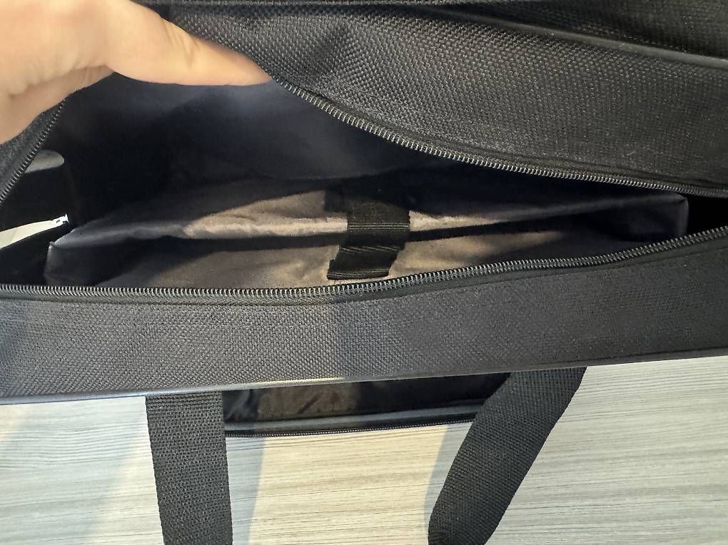 Valigie: Akten/Laptop Koffer – Usato da Thun venduto da dde_blr9 3