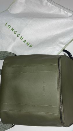 Longchamp Sac à dos cuir vert olive, neuf, automne