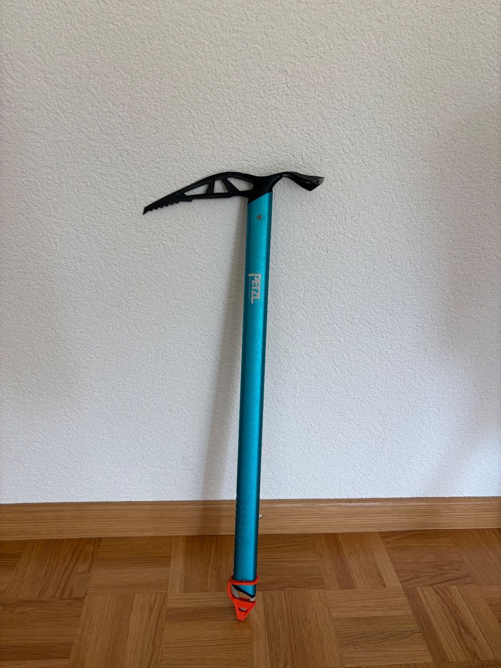 Petzl Matériel de grimpe: Petzl Glacier Eispickel 60cm – Neuf (Voir description) à St. Gallen par sam_8fc9 1