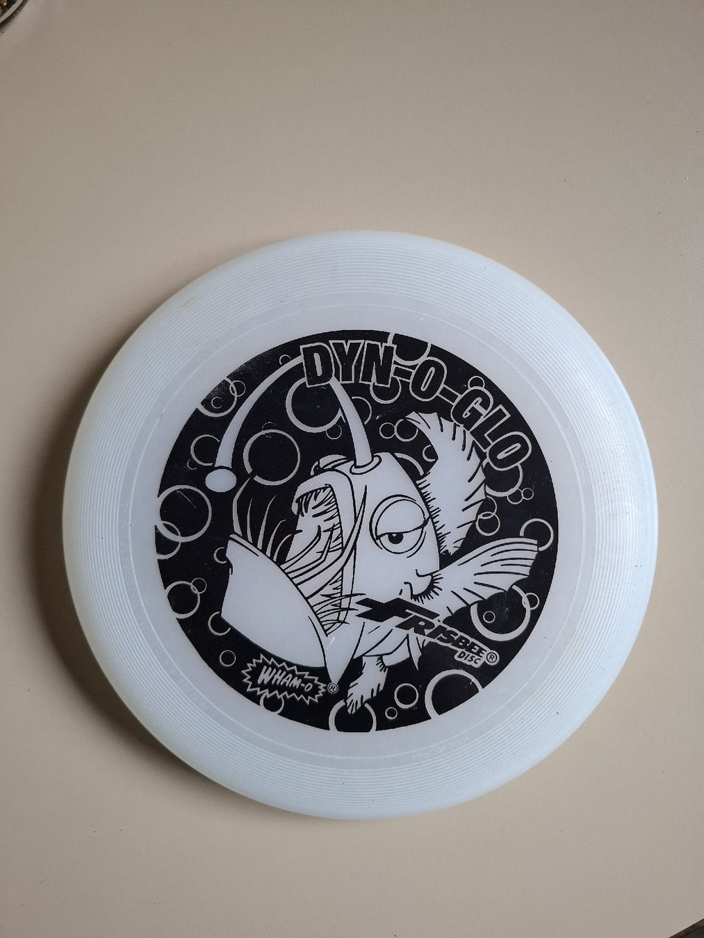 Giocattoli: Leuchtender Frisbee  – Nuovo (secondo la descrizione) da Zürich venduto da lia_69c2 1