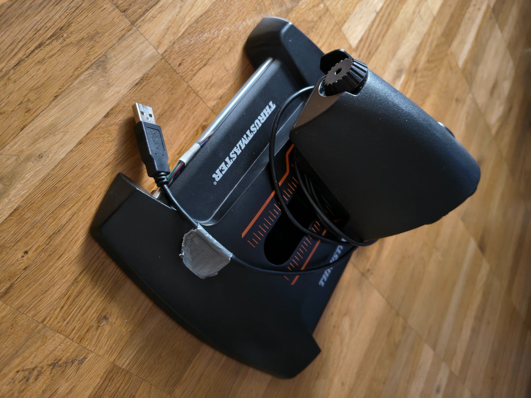 Thrustmaster Controller: Thrustmaster T16000 Combo mit Pedalen und Schubregler – Usato da Bonstetten venduto da Hockeymaster14 2