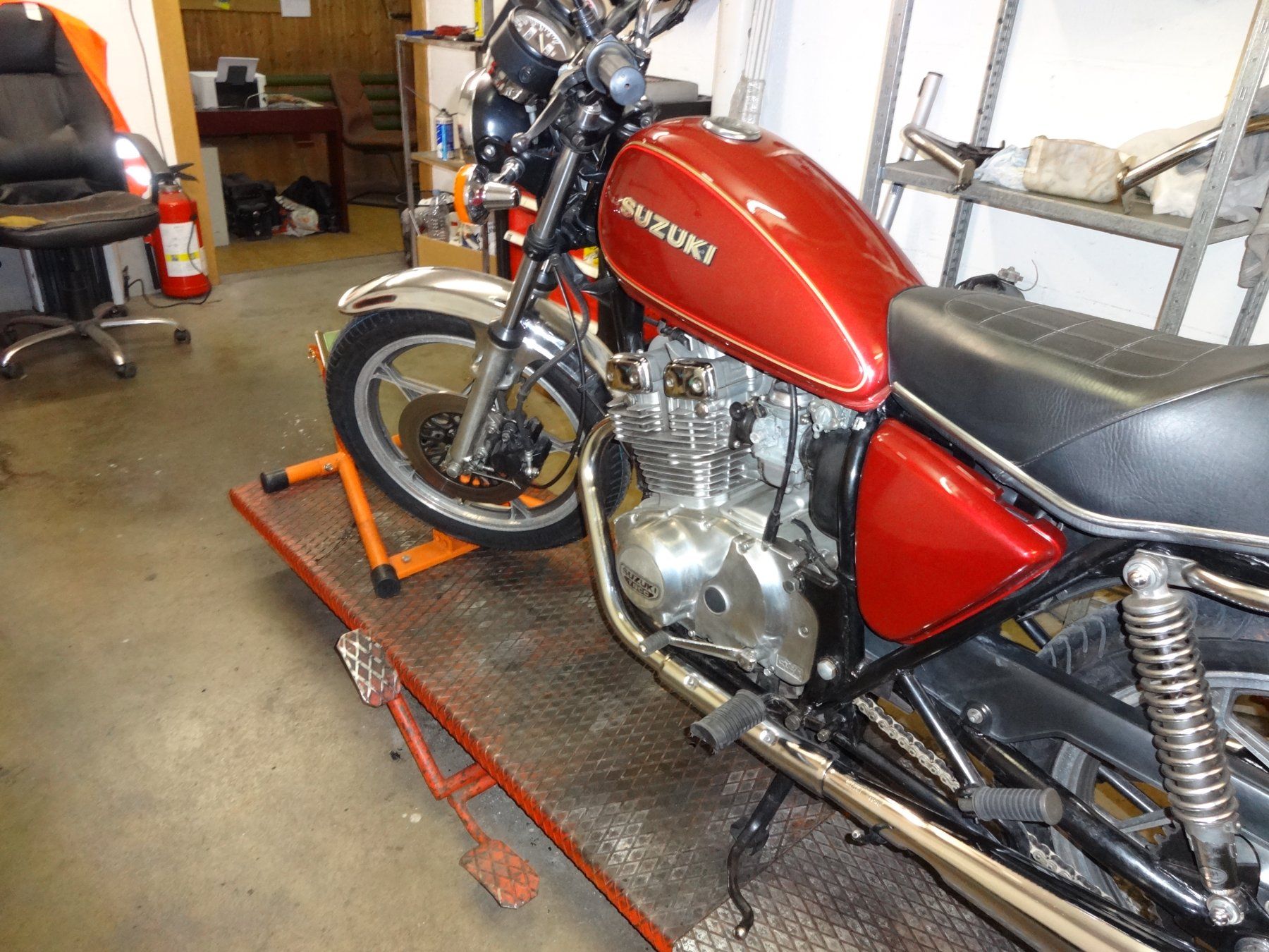 Suzuki Strasse: TOP – Gebraucht aus Schlieren von Ramlina53 1