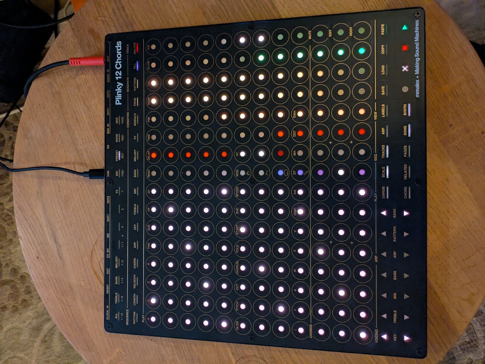 Strumenti musicali: Plinky 12 Chords Neuf  – Nuovo (secondo la descrizione) da Tüscherz-Alfermée venduto da ken130893 1