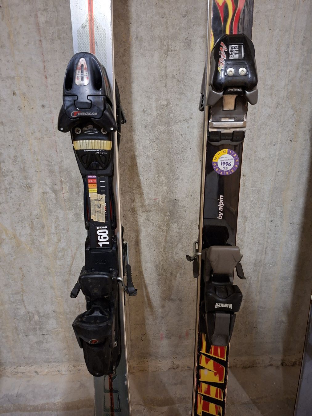 Sci: 1x Snowboard and 2x Ski - Ab. 1 – Usato da Eglisau venduto da Kiel 3