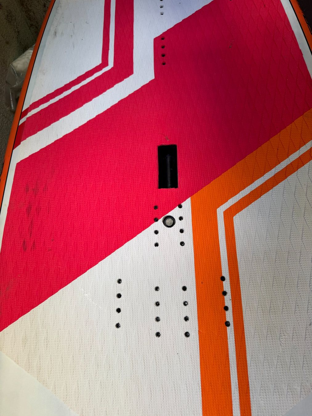 Naish Tavole da surf e di nuoto: Pack complet Wing Surf débutant – Naish Hover 125 L – Usato da Neuchâtel venduto da MonacoFX1 5