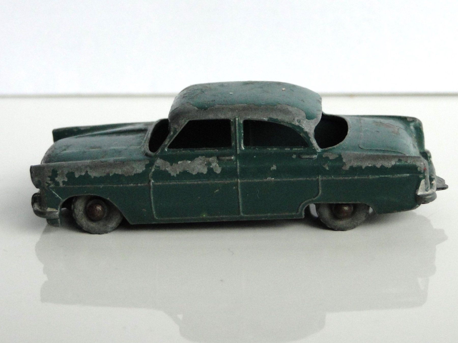 Matchbox Modellini d'auto: MATCHBOX LESNEY - Ford Zodiac Nr. 33A – Usato da Killwangen venduto da cyrano56 2