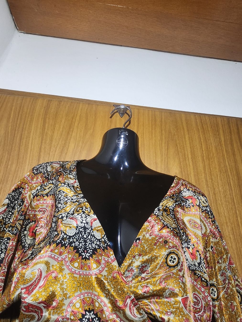 Tops: Top cache-cœur MMF Silk imprimé taille unique – Gebraucht aus Niedergösgen von Eva2410 2