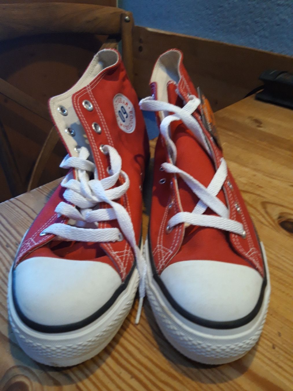 Scarpe da uomo: Baskets Foot gear rouge taille 43 – Nuovo e nell'imballaggio originale da Marin-Epagnier venduto da Babaa