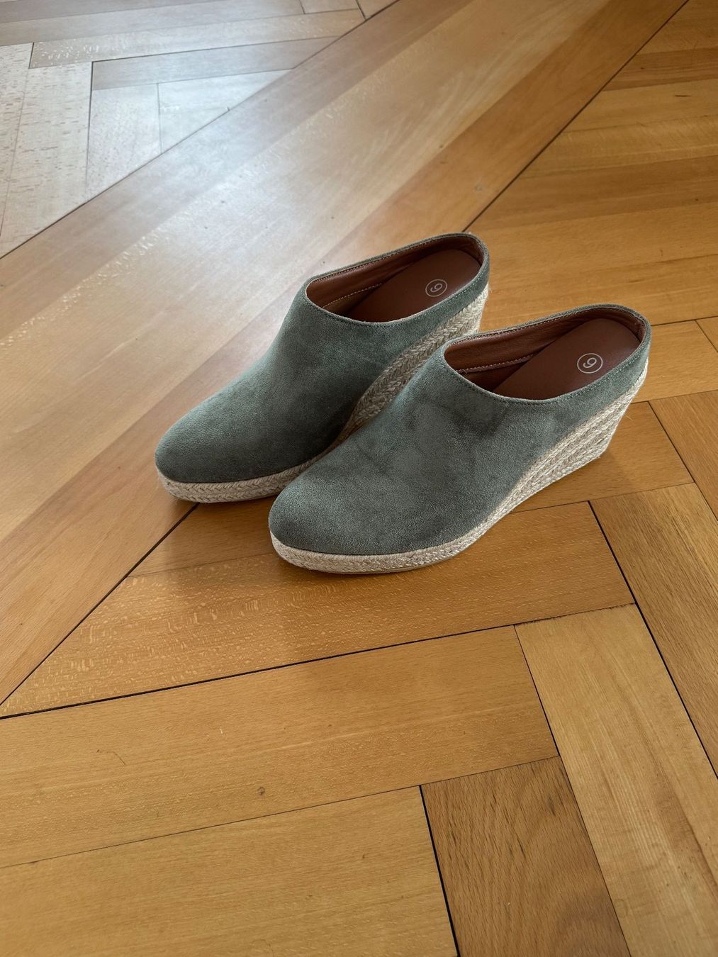 Chaussures femmes: Keilschuh – D'occasion à Bremgarten AG par Koev