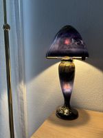 Lampe de chevet en verre violet et or, parfait état!