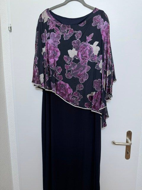 Vestiti: Festmode - Lila/Violettes Abendkleid mit Glitzerrand Gr. 46 – Usato da Affoltern am Albis venduto da Smoegi8